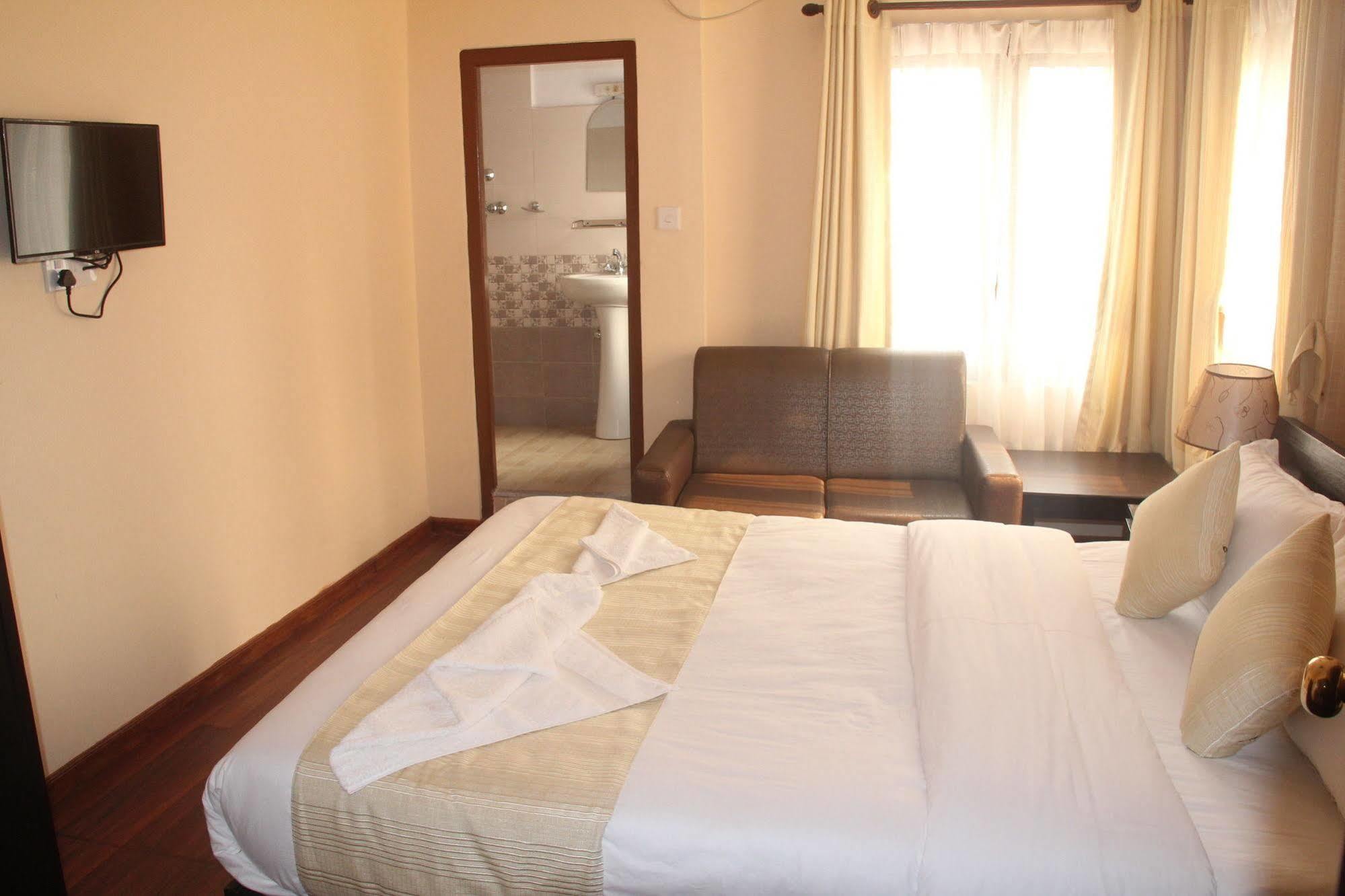 โฮเต็ล ดรีม ซิตี้ Hotel กาฐมาณฑุ ภายนอก รูปภาพ